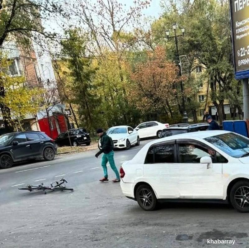 Велосипедиста сбили в Хабаровске 