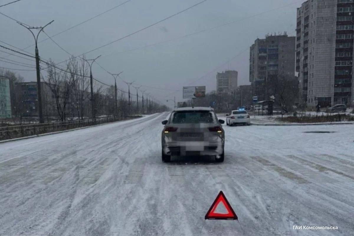 Женщина на Volkswagen переехала пятиклассницу на пешеходном переходе в Комсомольске 